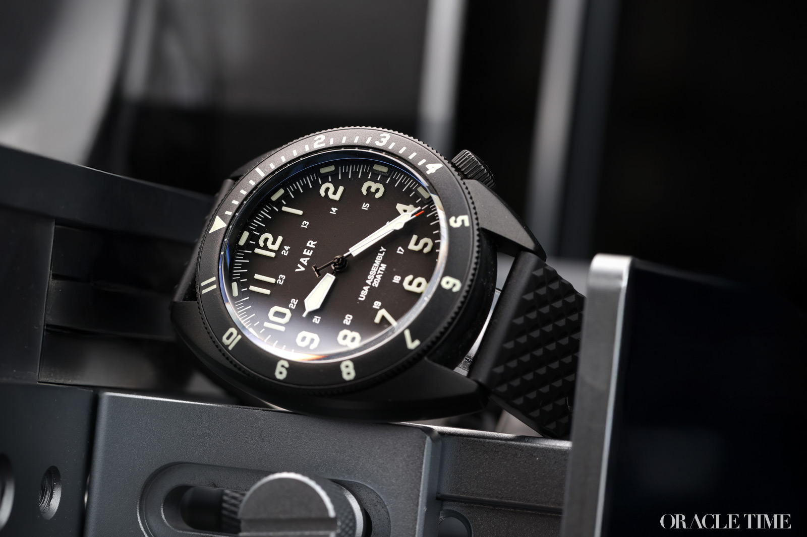 Vaer C4 Tactical DLC Solar