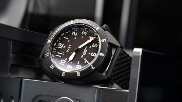 Vaer C4 Tactical Field DLC Solar Watch Review