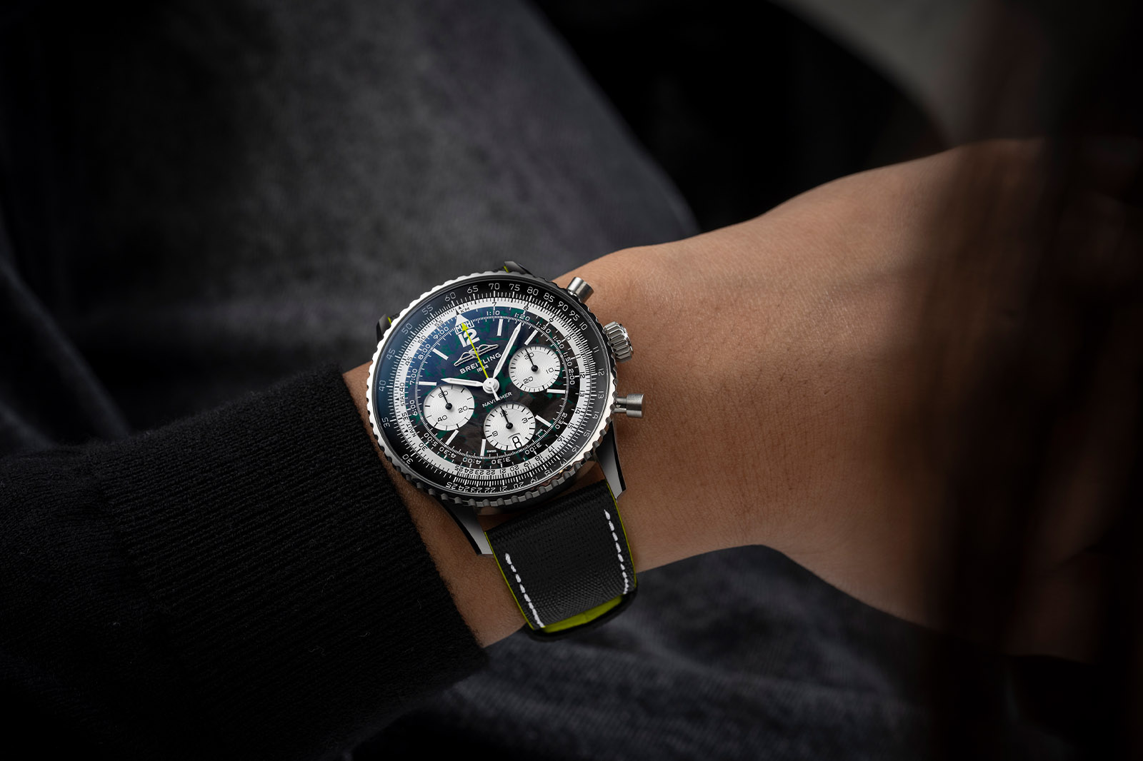Breitling Navitimer B01 Chronograph 43 Aston Martin Aramco Formula One Team
