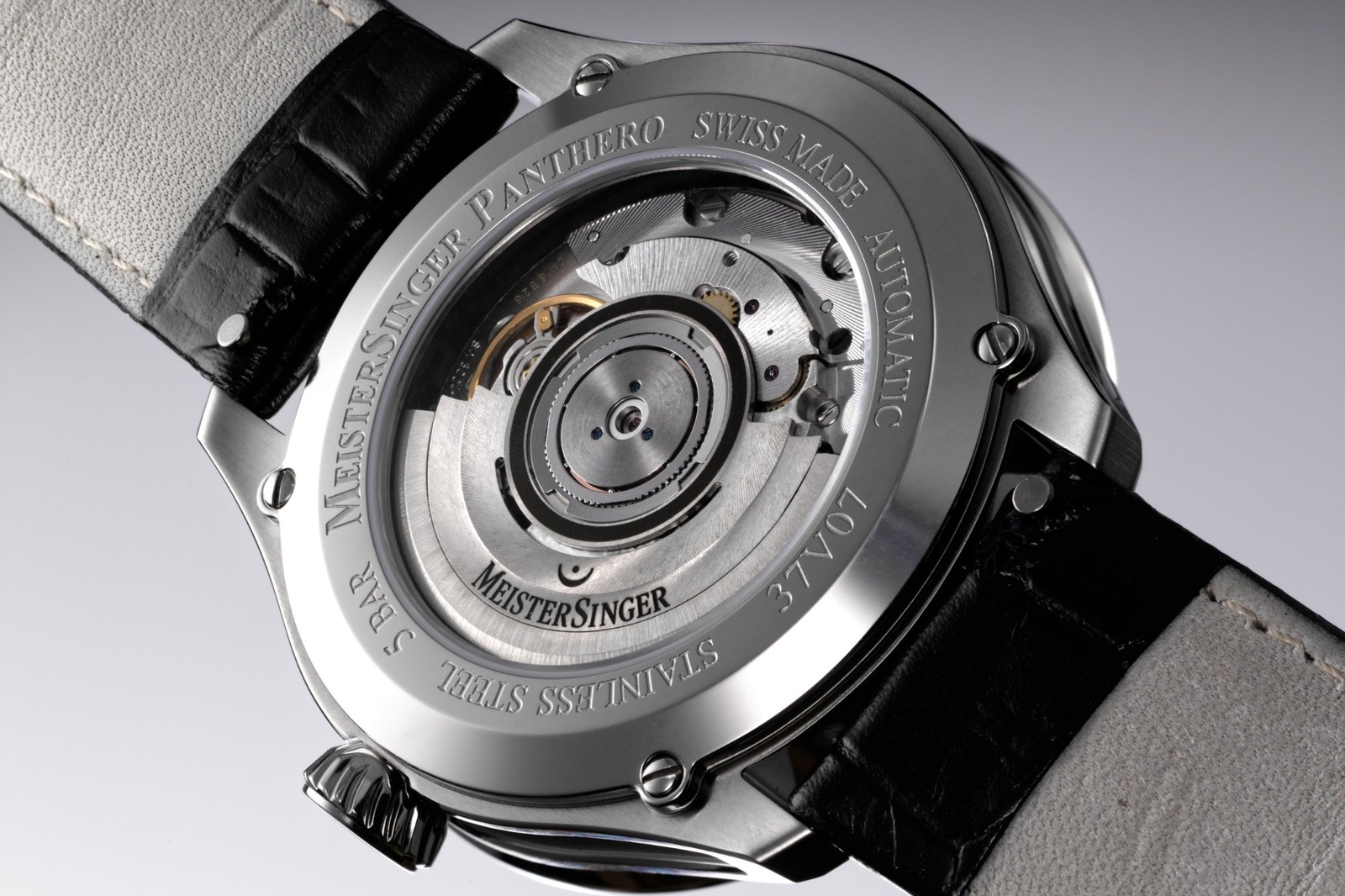 MeisterSinger Panthero Jumping Hour