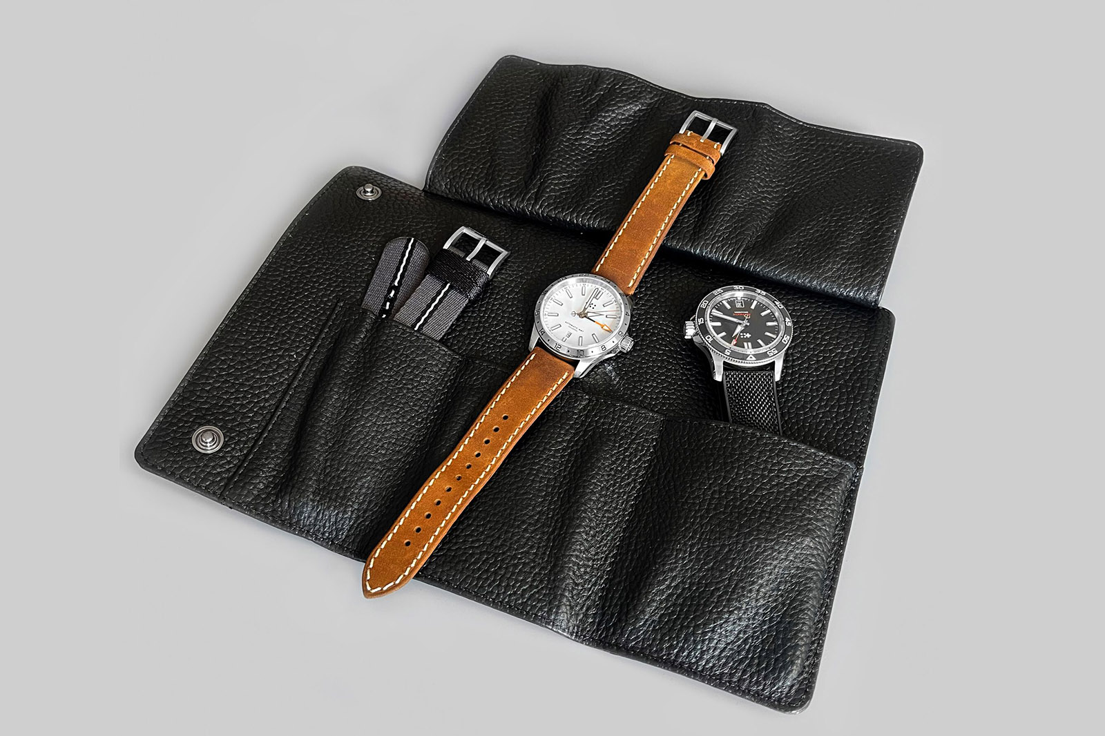 Christopher Ward 2 Watch Roll in Black