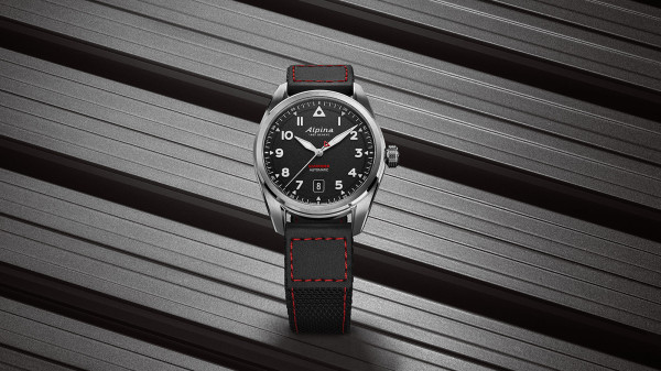 Alpina Relaunch Startimer Pilot Automatic 40mm with LJP Movement