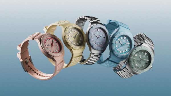 Tag Heuer Expand Formula 1 Solargraph with Pastel Series