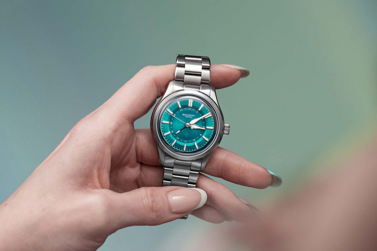 Beaucroft Contour GMT Tropical Teal