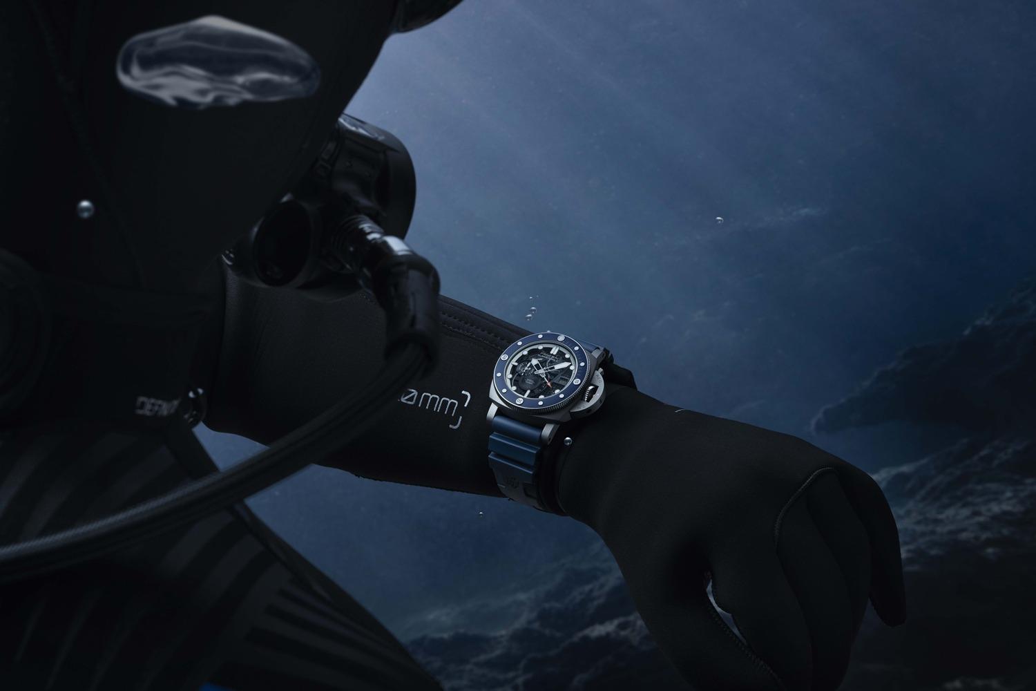 Panerai Submersible GMT