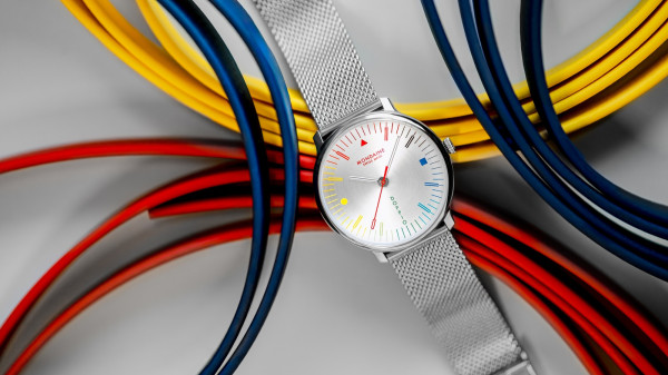 Mondaine Unveil the Doppio Bauhaus Inspired with Colour Theory Dial