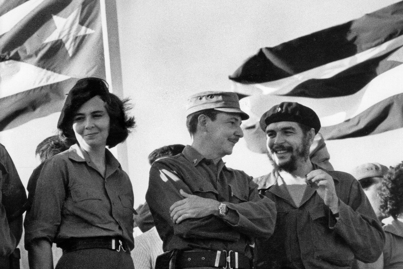 Vilma Espín, Raúl Castro and Ernesto Che Guevara