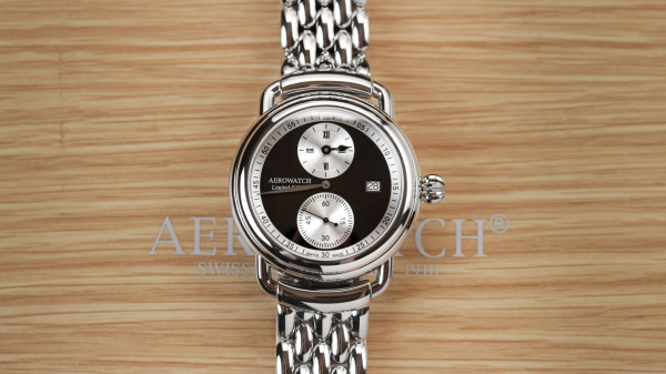 Aerowatch 1942 Limited Edition Automatic Regulator Giveaway
