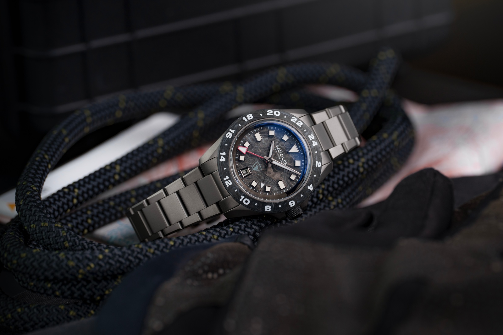 Nodus x Raven TrailTrekker Carbon