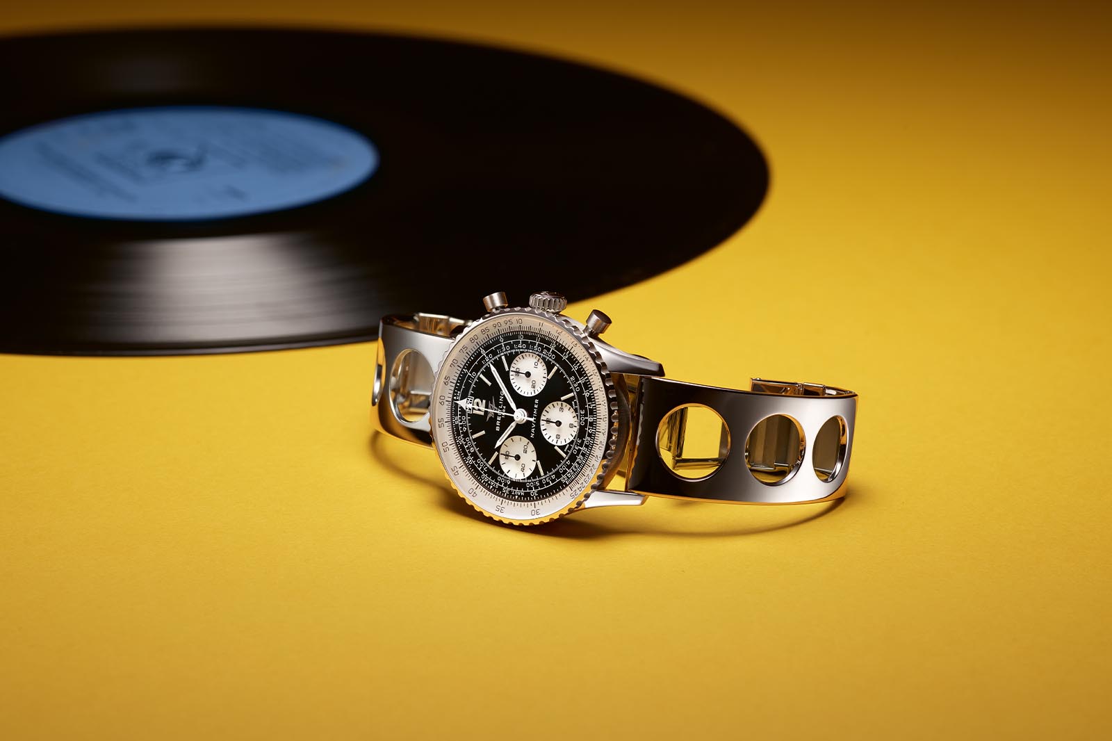 Breitling Navitimer B09 Chronograph 41 Tribute to Miles Davis Lifetime Club Member Set