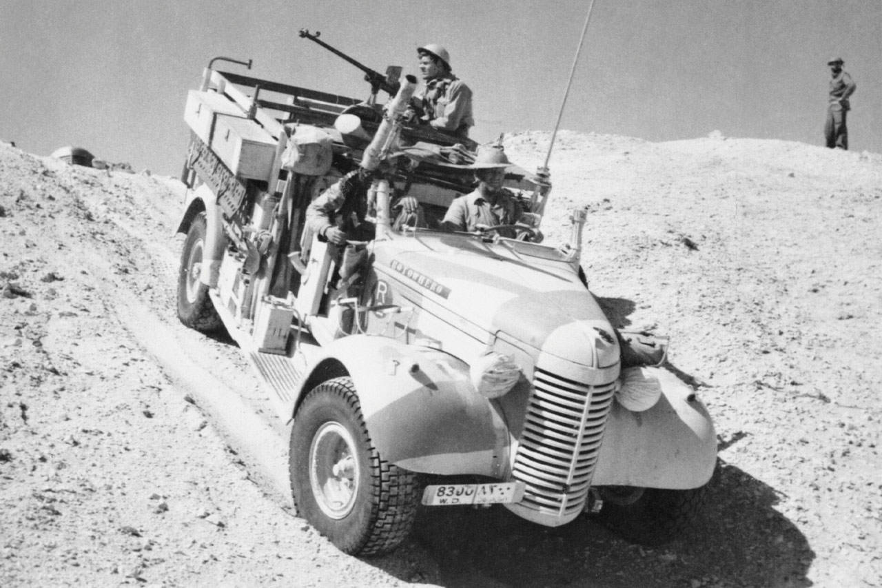 Chevrolet 30cwt 1533 WB radio truck
