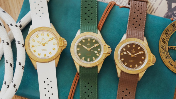 Yema Expand Superman Bronze CMM.10 Series with Trio of Permanent Models