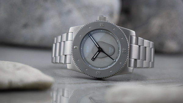 Isotope Introduce Hydrium Grey Reef Shark Limited Edition in Monochrome