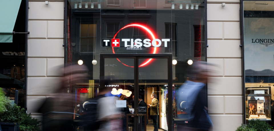 Oracle Time Members Celebrate PRX at Tissot Boutique