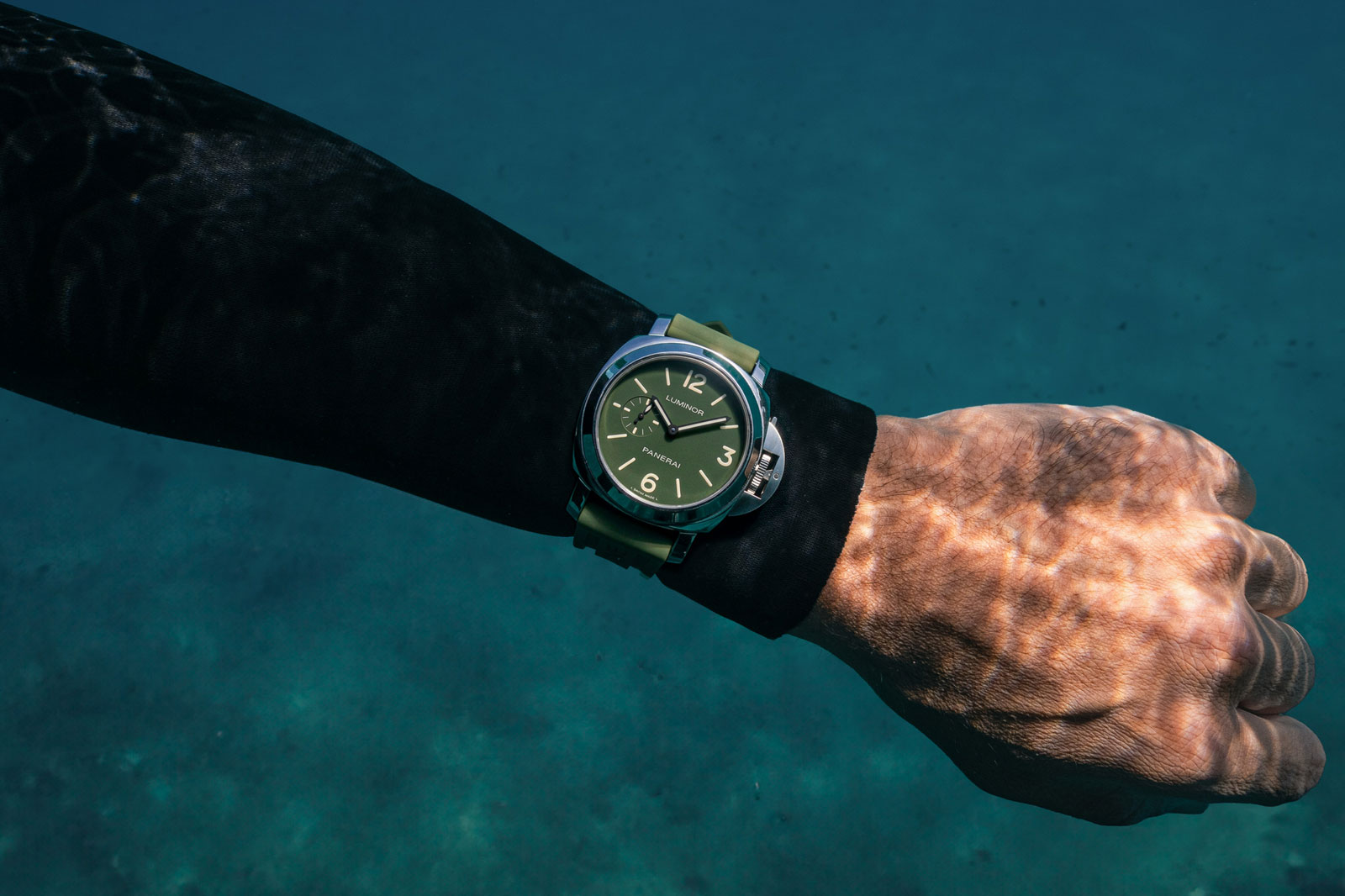 Panerai Luminor 42mm 