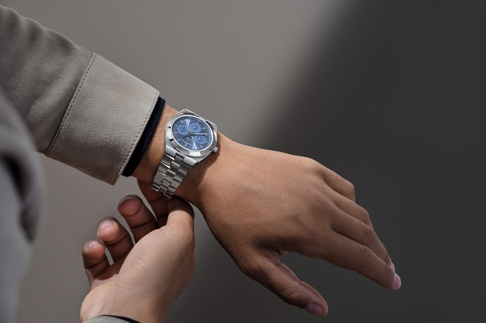 Vacheron Constantin Overseas Perpetual Calendar Ultra-Thin
