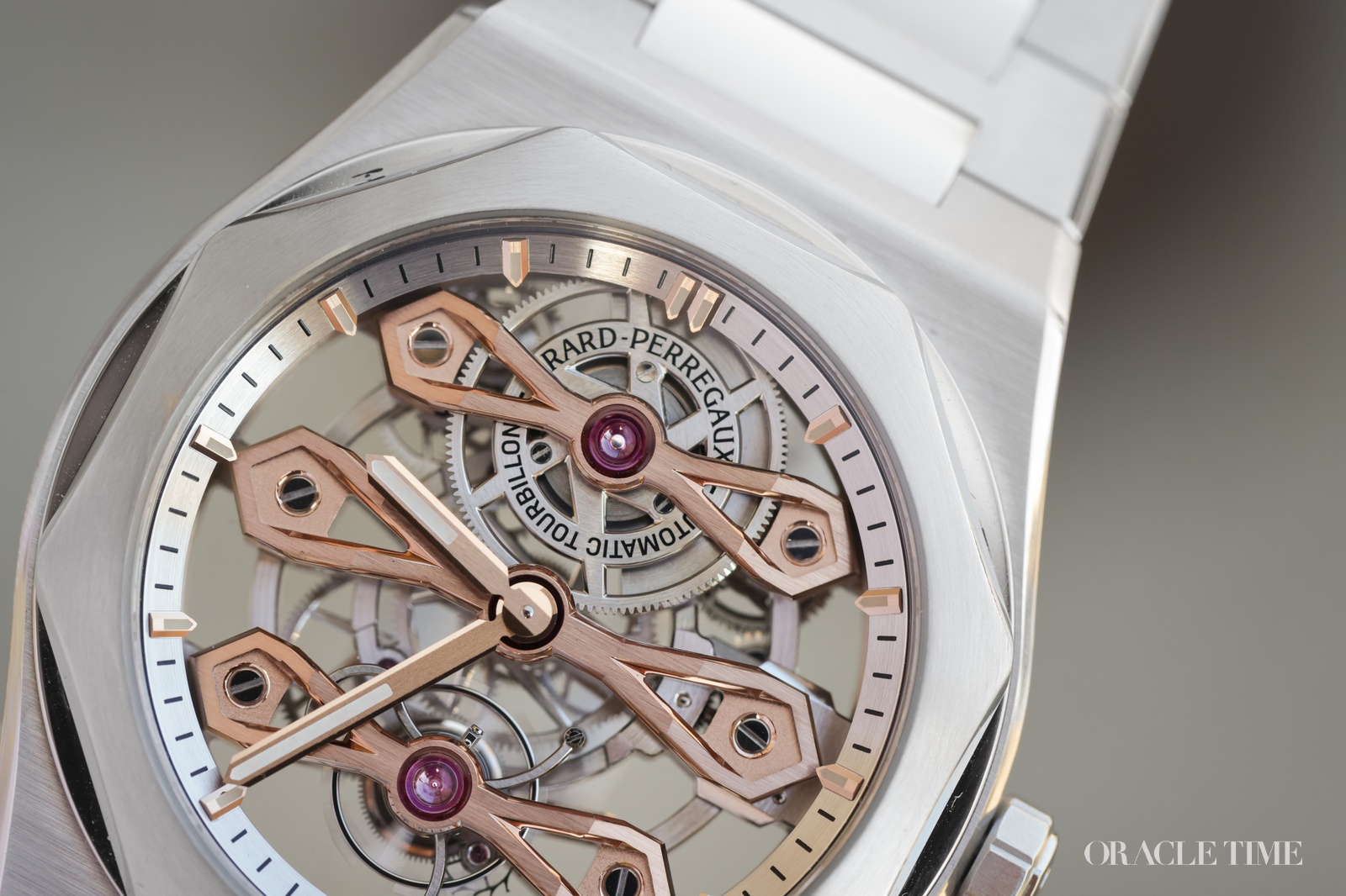 Girard-Perregaux Laureato Fifty Three Gold Bridges