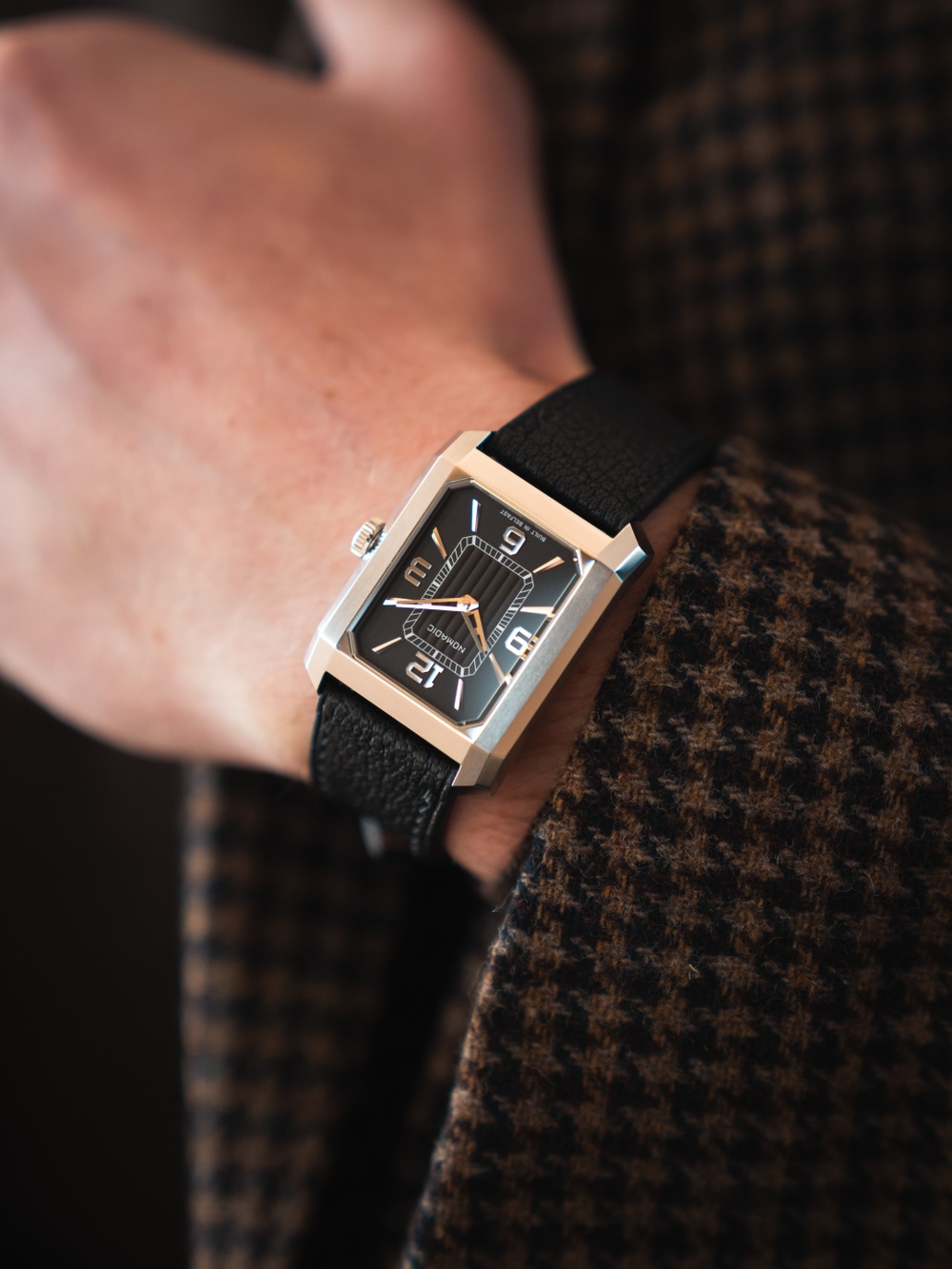 Nomadic Watches Dána 141 
