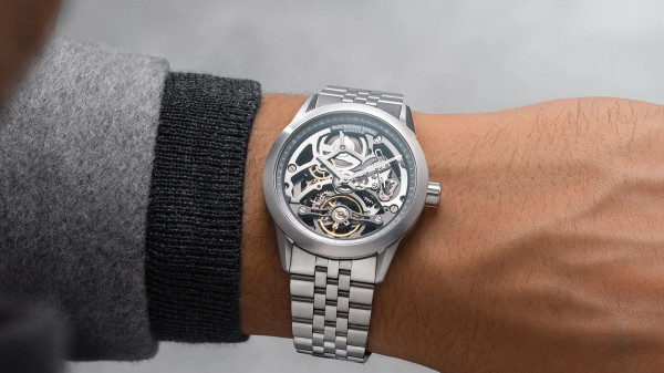 Raymond Weil Launch Freelancer RW1212 Anthracite Skeleton at 40mm
