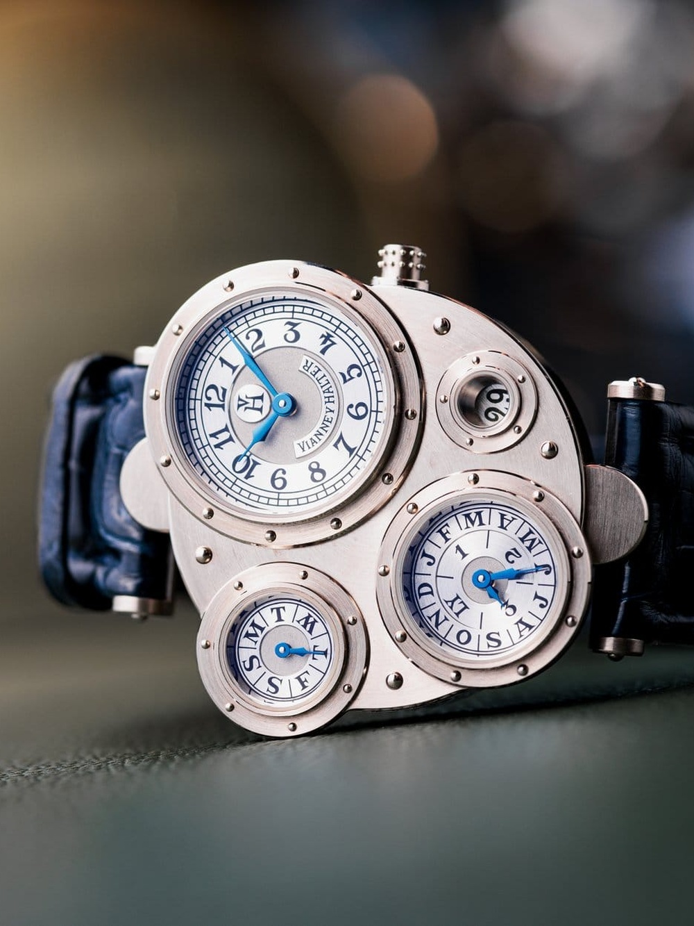 Vianney Halter Antiqua 
